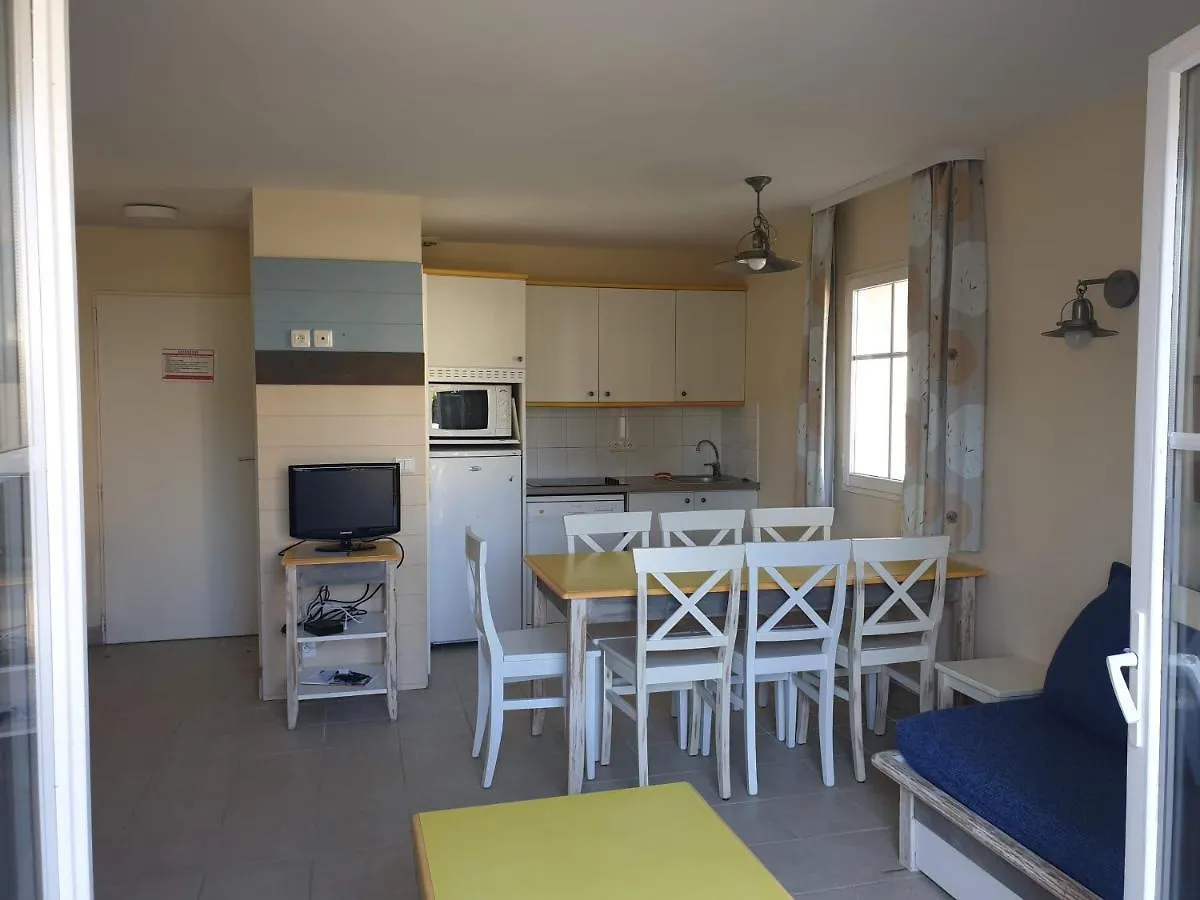 Locations Loc'Maria - Location Professionnelle Villa Locmaria 0*,